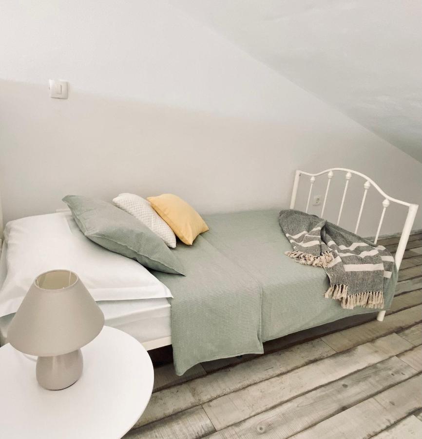 Apartment Valentina Klenovica Exteriör bild